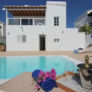 villa-princesa-sofia.puertodelcarmen-hotels.org/